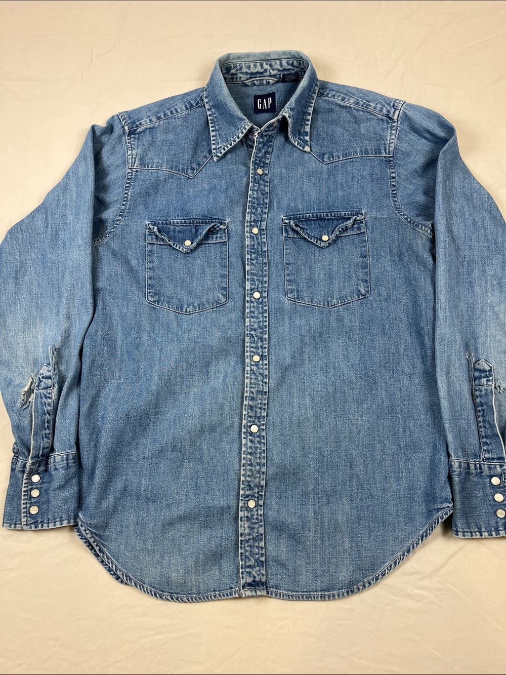 GAP Men's Vintage Medium Blue Denim Western Snap Button-Down Shirt XS